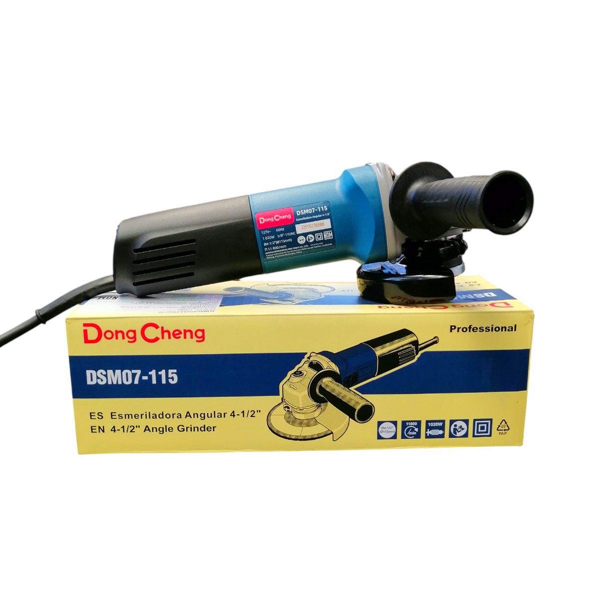 Esmeriladora angular Dong Cheng modelo DSM07-115 de 1020W, con cuerpo azul y mango trasero negro, equipada con su mango auxiliar lateral. La herramienta descansa sobre su caja amarilla de la línea 'Professional', la cual indica claramente su potencia de 1020W y un diámetro de disco de 4-1/2