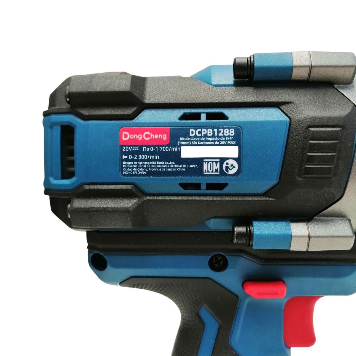 Etiqueta técnica de especificaciones de la llave de impacto Dong Cheng modelo DCPB1288, destacando los datos de fábrica y el sello oficial de certificación NOM.
