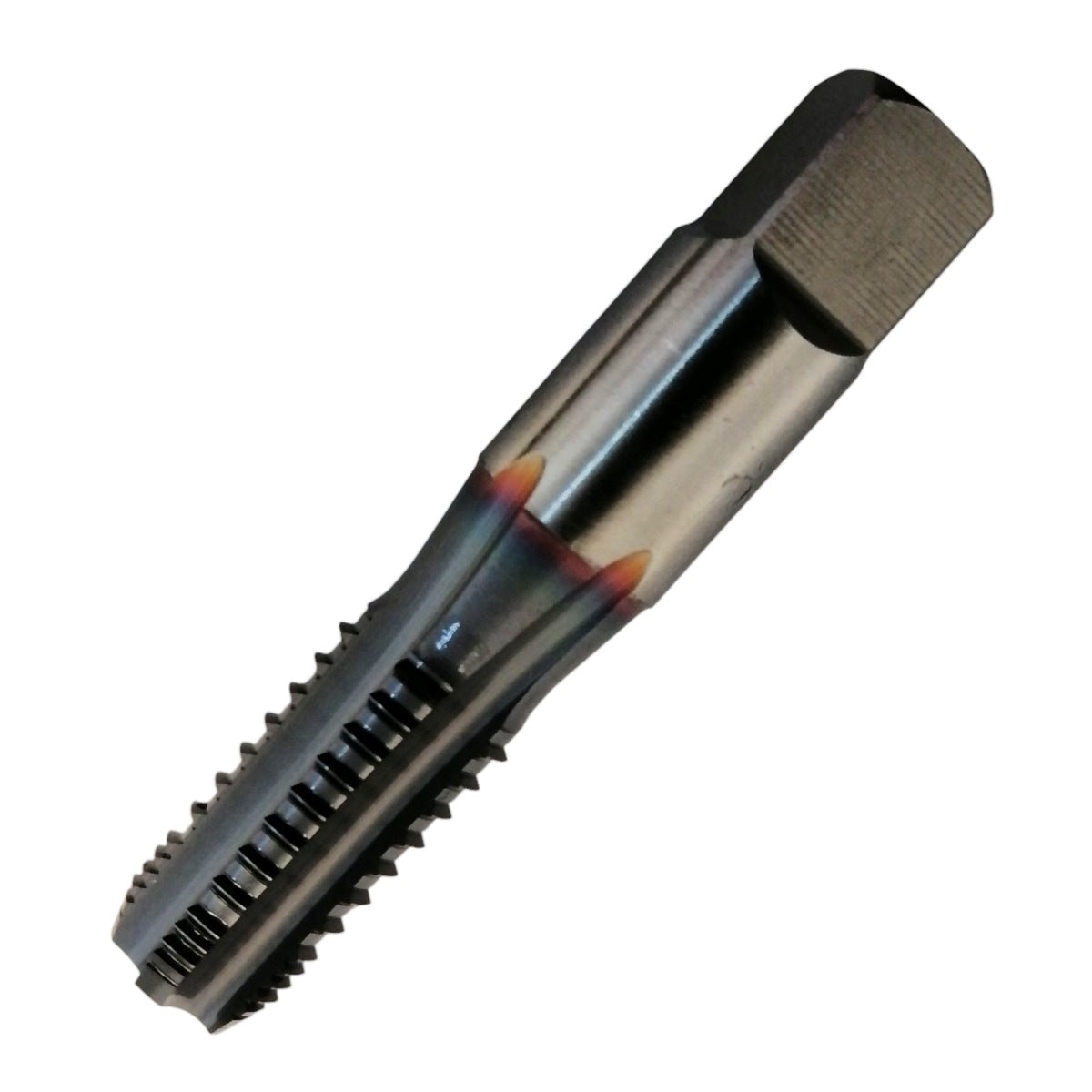 Machuelo para tubería NPT de 3/8-18 con dientes interrumpidos y recubrimiento TiCN marca YG-1, diseñado para reducir la fricción en el roscado.