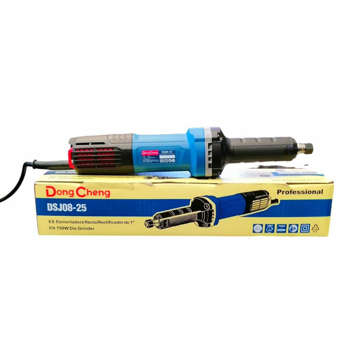 Rectificadora industrial Dong Cheng modelo DSJ08-25 de color azul y negro, colocada sobre su caja de empaque original de color amarillo. La herramienta tiene un diseño alargado con boquilla metálica de 1/4 de pulgada y un cable de alimentación negro.